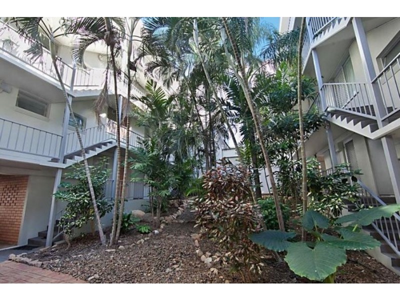 1/6 Hale Street, Townsville City QLD 4810