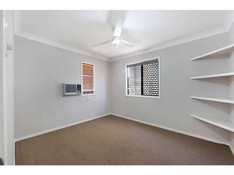 6 Cay Street, Saunders Beach QLD 4818