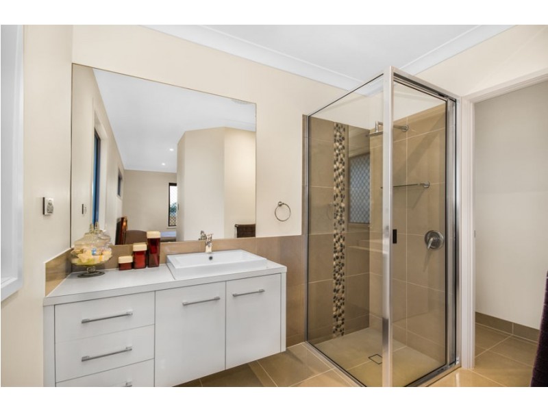 49 Blackview Avenue, Black River QLD 4818