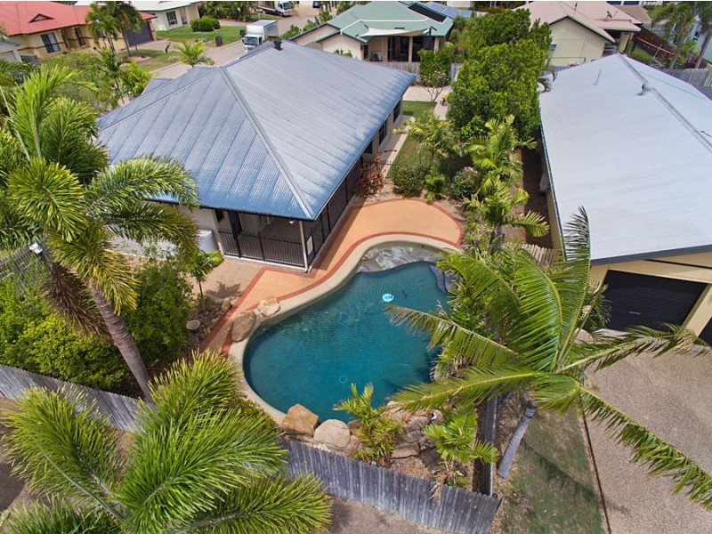 8 Earl Circuit, Kirwan QLD 4817
