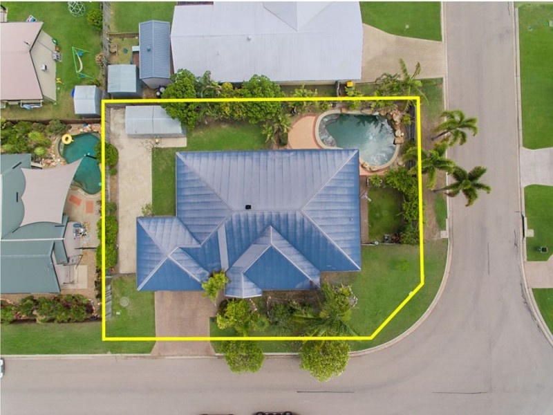 8 Earl Circuit, Kirwan QLD 4817