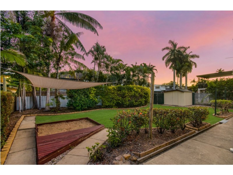 510 Bayswater Road, Mount Louisa QLD 4814