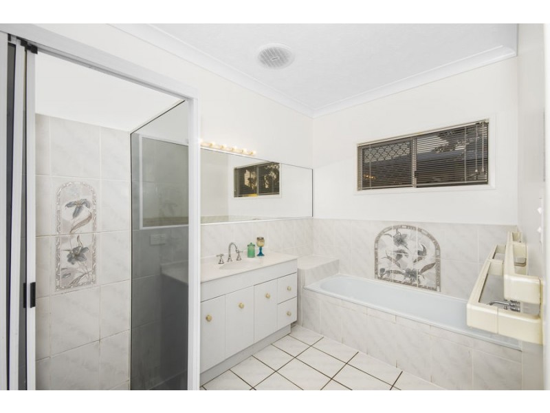 31 Redwood Avenue, Kirwan QLD 4817