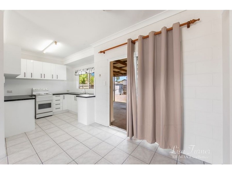 14 Amber Avenue, Rasmussen QLD 4815