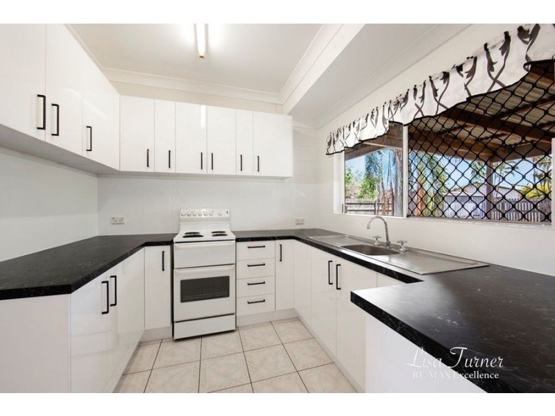 14 Amber Avenue, Rasmussen QLD 4815