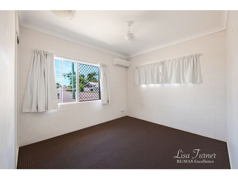 14 Amber Avenue, Rasmussen QLD 4815