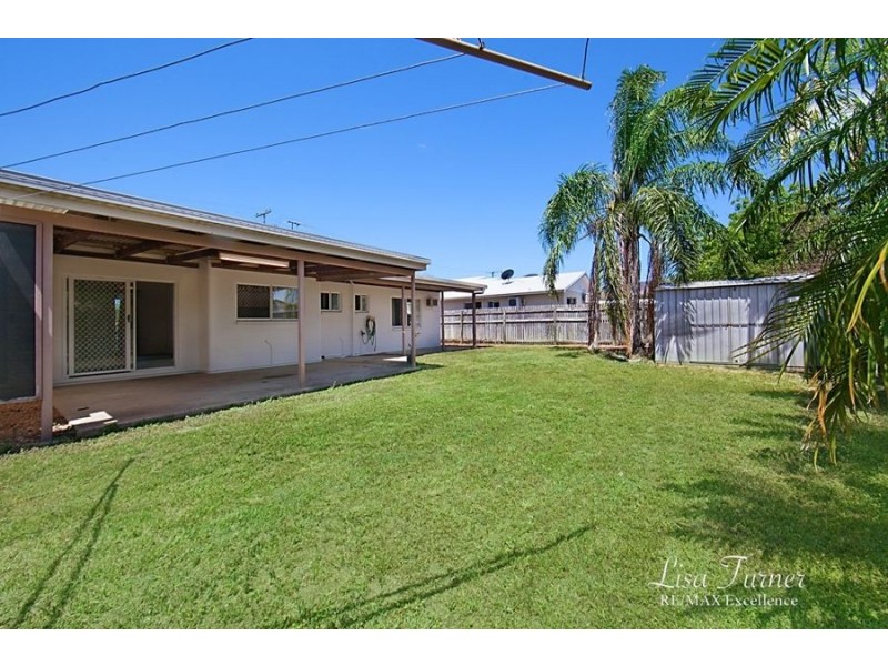 14 Amber Avenue, Rasmussen QLD 4815