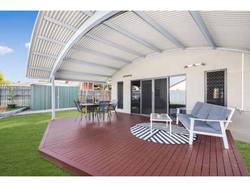40 Estuary Parade, Douglas QLD 4814