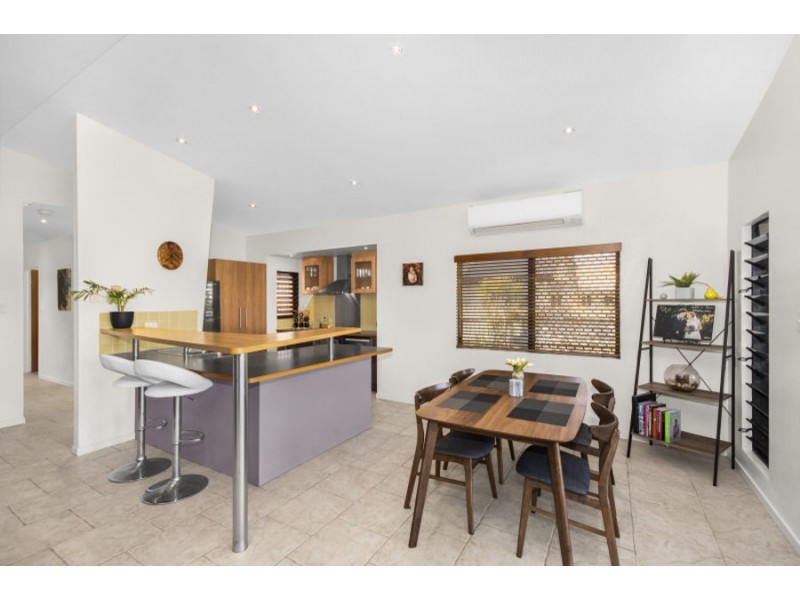 40 Estuary Parade, Douglas QLD 4814