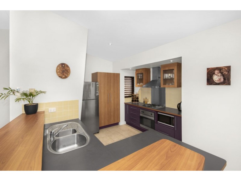 40 Estuary Parade, Douglas QLD 4814