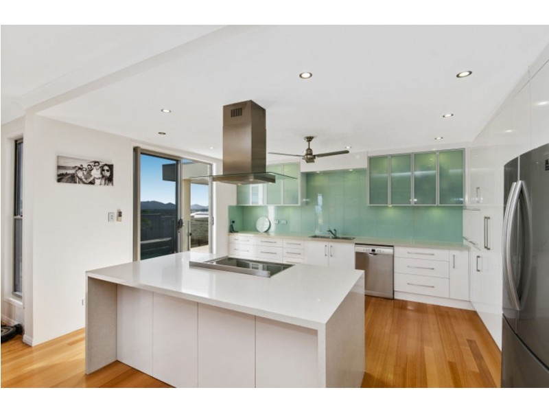 126 Goicoechea Drive, Bushland Beach QLD 4818