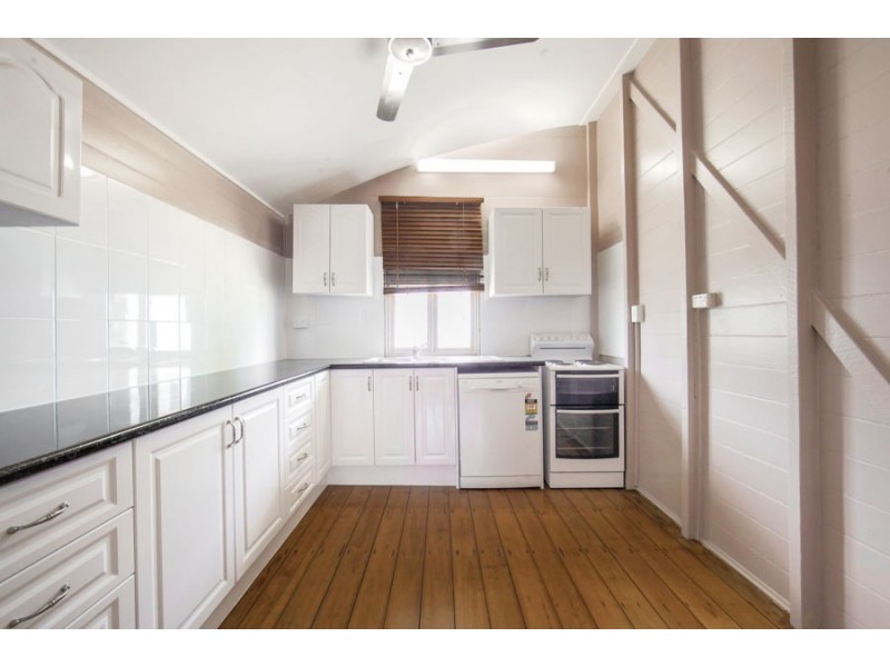 45 Carmody Street, Hermit Park QLD 4812