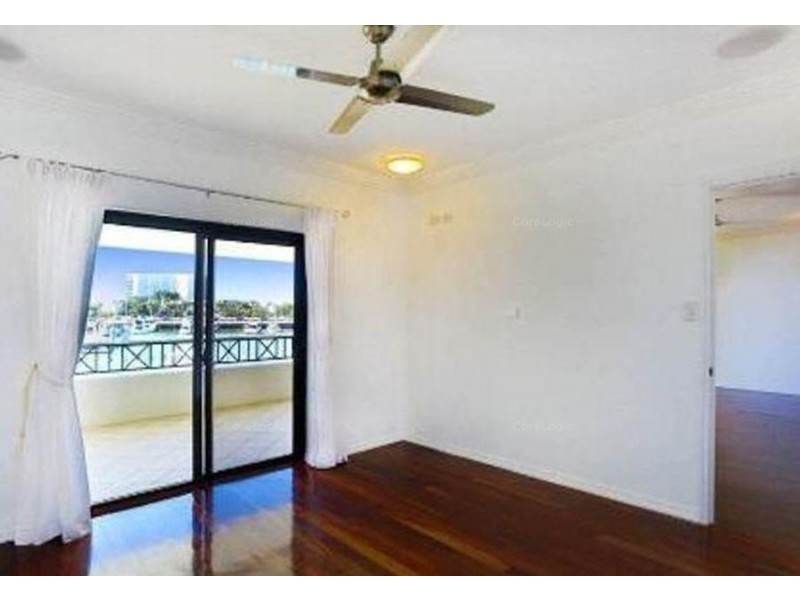 21/16 Sir Leslie Thiess Drive, Townsville City QLD 4810