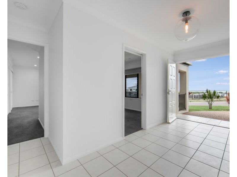 107 Goicoechea Drive, Bushland Beach QLD 4818