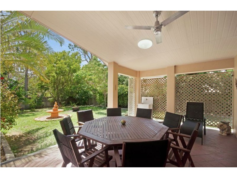 18 Luke Court, Bushland Beach QLD 4818