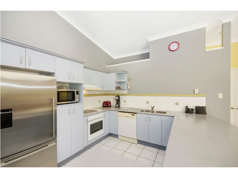 18 Luke Court, Bushland Beach QLD 4818