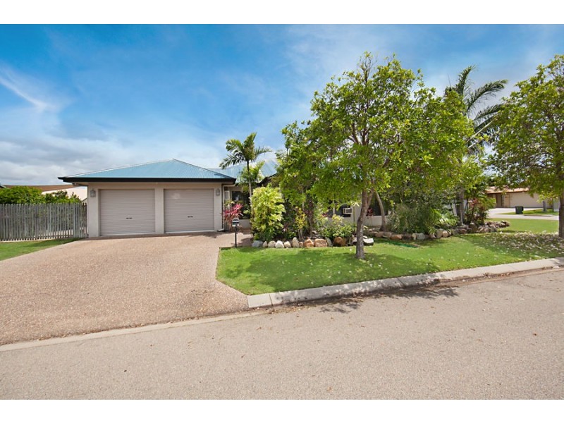 8 Earl Circuit, Kirwan QLD 4817