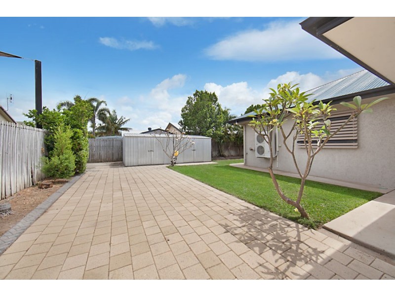 8 Earl Circuit, Kirwan QLD 4817