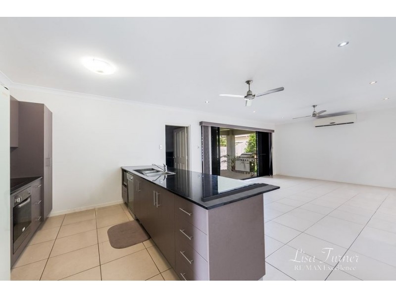 8 Dillon Street, Mount Louisa QLD 4814