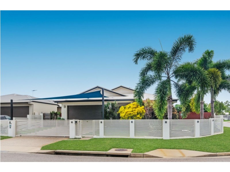 2 Littabella Place, Bushland Beach QLD 4818
