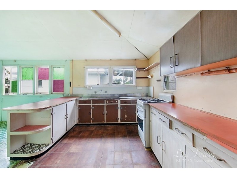 15 Norris Street, Hermit Park QLD 4812