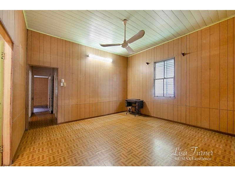 15 Norris Street, Hermit Park QLD 4812