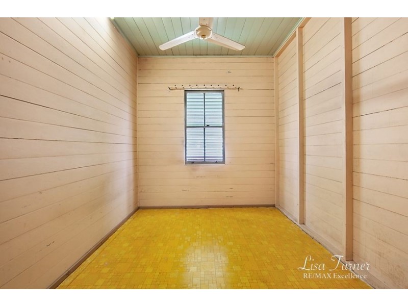 15 Norris Street, Hermit Park QLD 4812