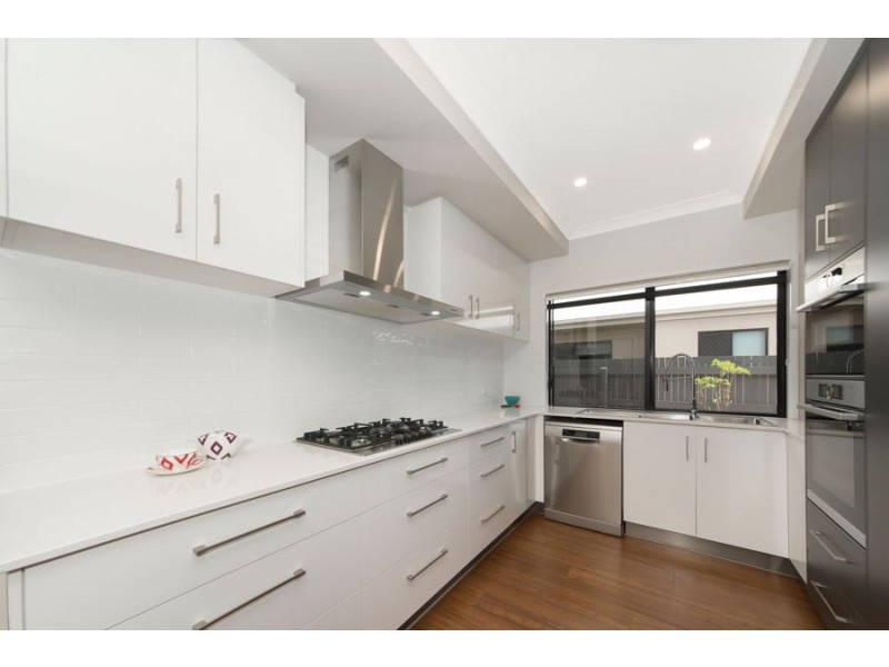 34 Brookfield Terrace, Idalia QLD 4811