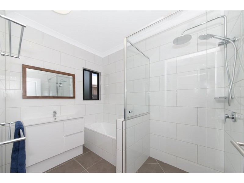 34 Brookfield Terrace, Idalia QLD 4811