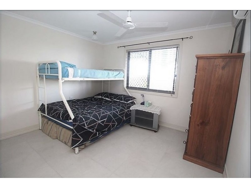 17 Cashell Crescent, Bushland Beach QLD 4818