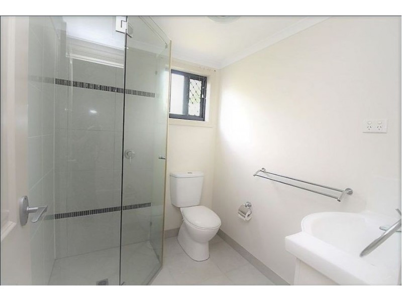 17 Cashell Crescent, Bushland Beach QLD 4818