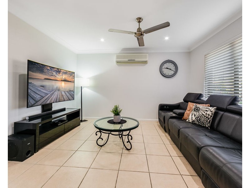 43 Woodwark Drive, Bushland Beach QLD 4818