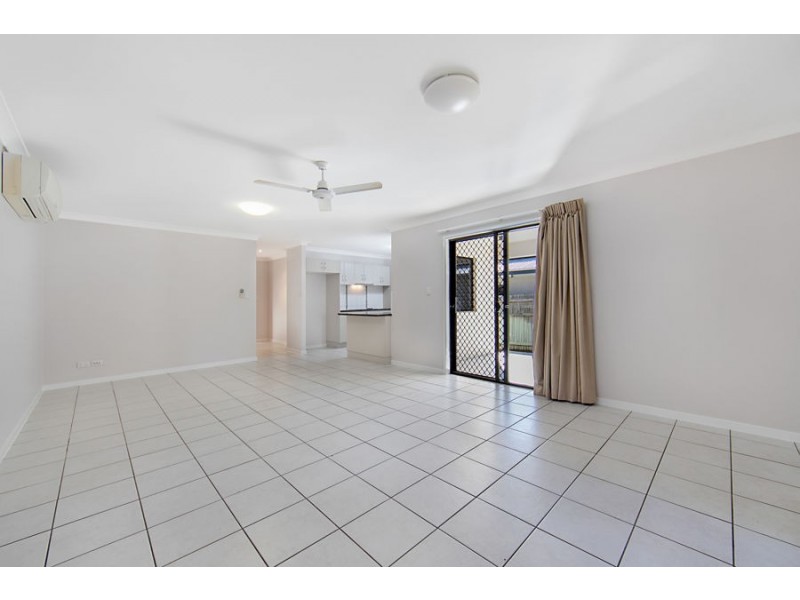 7 Trigger Court, Mount Louisa QLD 4814