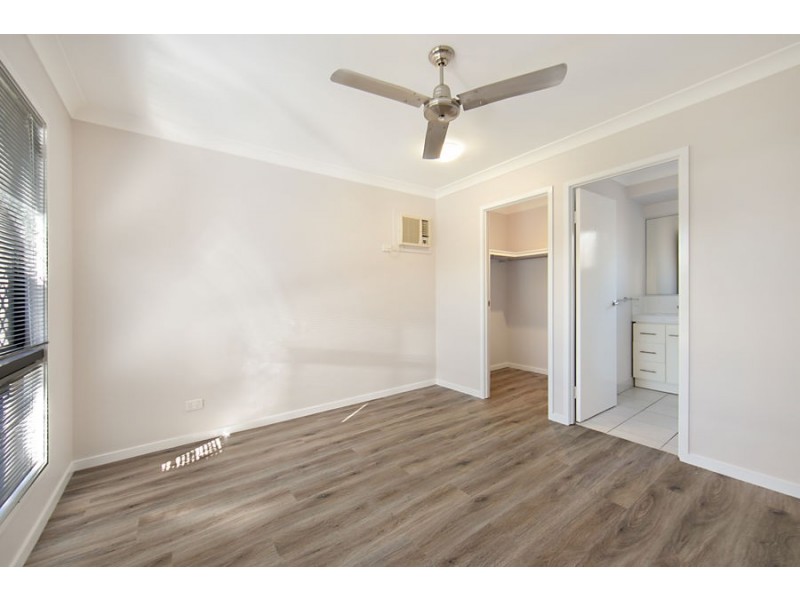 7 Trigger Court, Mount Louisa QLD 4814