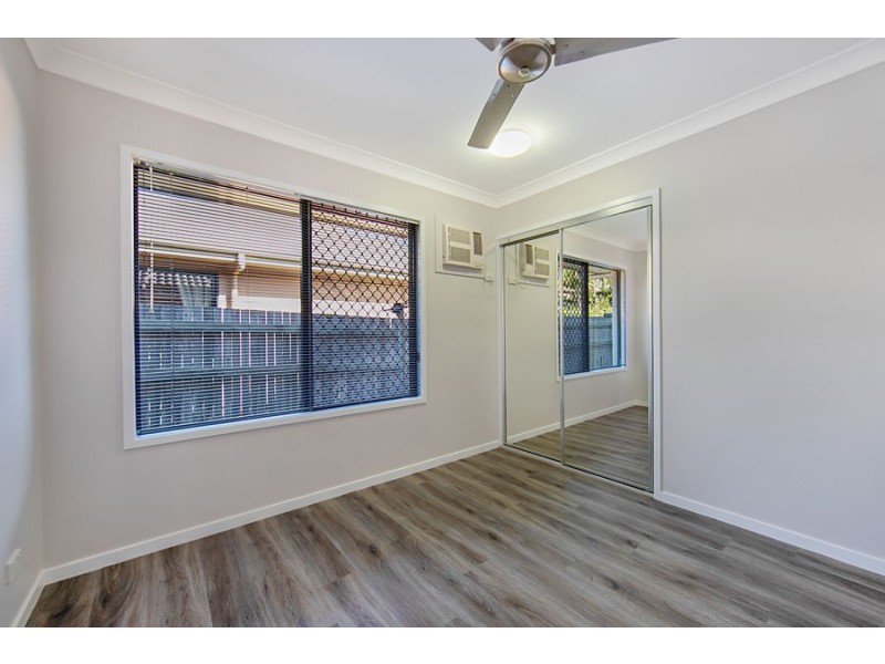 7 Trigger Court, Mount Louisa QLD 4814
