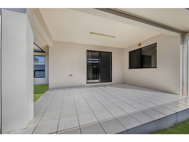 7 Trigger Court, Mount Louisa QLD 4814