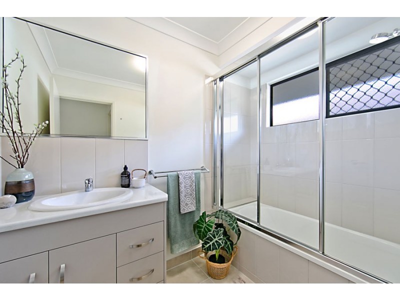 10 Summerlake Circuit, Idalia QLD 4811