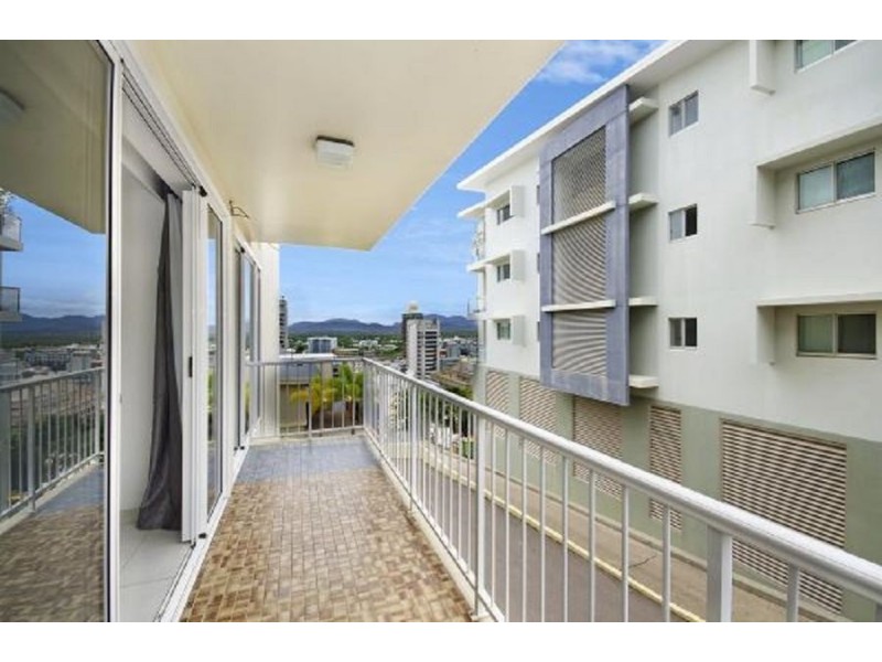 4/6 Hale Street, Townsville City QLD 4810