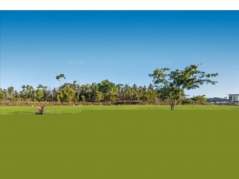 8 Baird Court, Bushland Beach QLD 4818