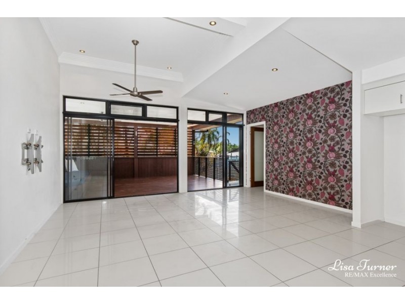 63 Ahearne Street, Hermit Park QLD 4812