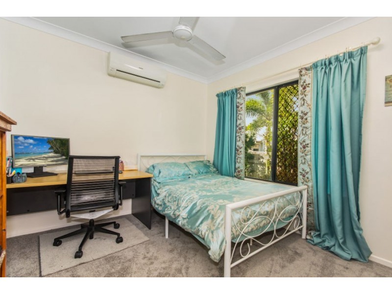 375 Garland Road, Bushland Beach QLD 4818