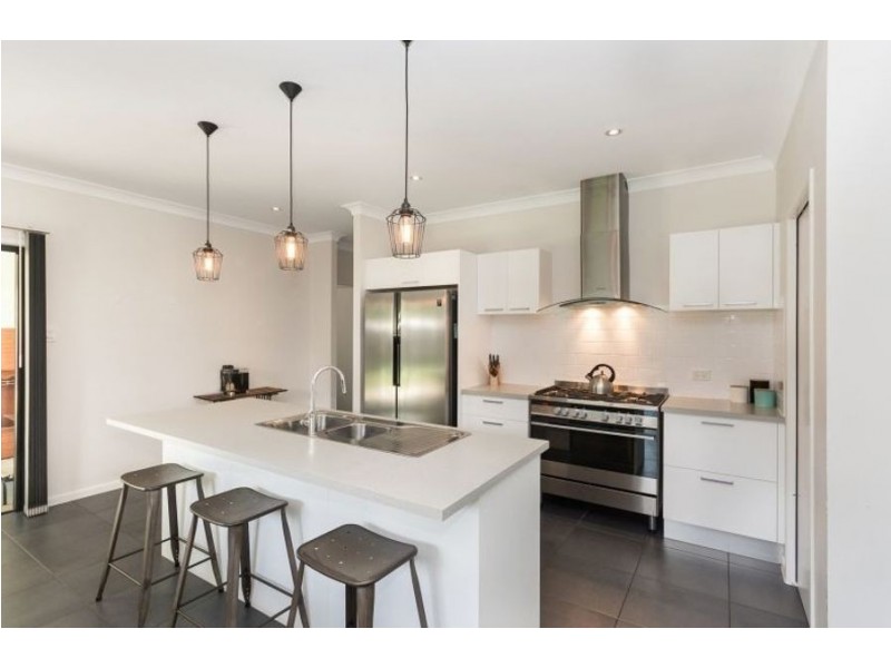 37 Woodwark Drive, Bushland Beach QLD 4818