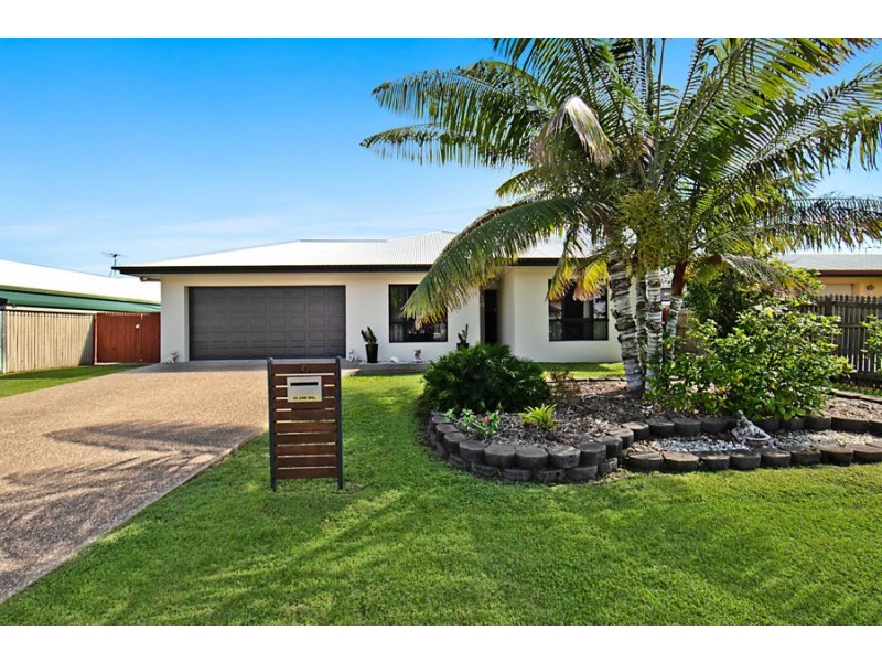 20 Pacific Avenue, Bushland Beach QLD 4818
