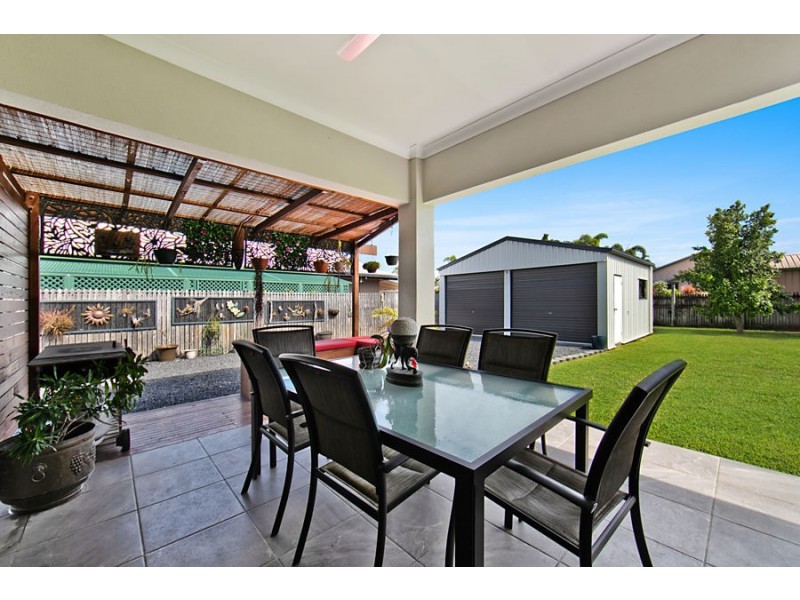 20 Pacific Avenue, Bushland Beach QLD 4818