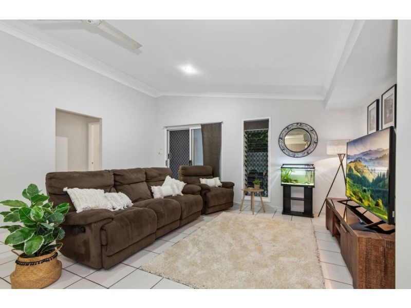 6 Spencer Avenue, Kirwan QLD 4817
