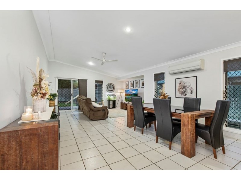 6 Spencer Avenue, Kirwan QLD 4817