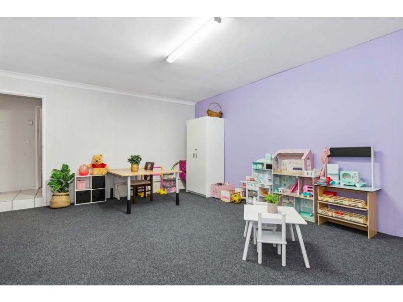 6 Spencer Avenue, Kirwan QLD 4817