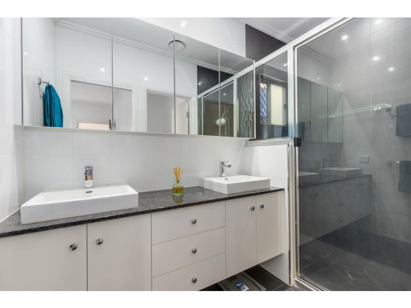 42 Edenbridge Drive, Kirwan QLD 4817