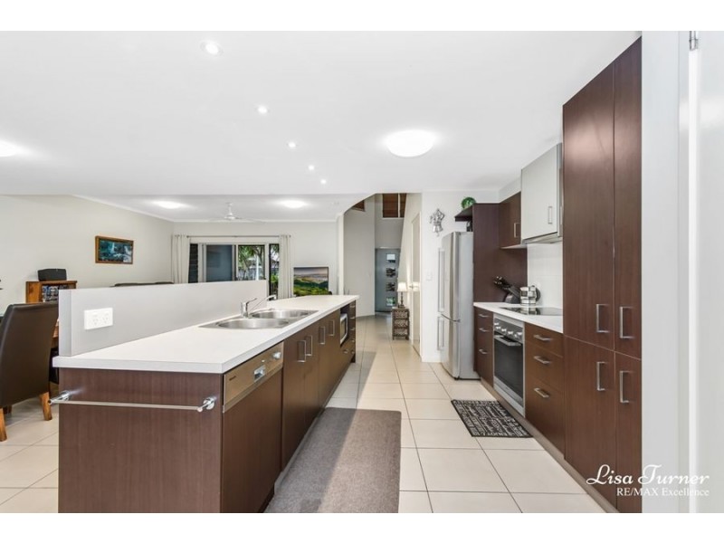 215 Riverside Boulevard, Douglas QLD 4814