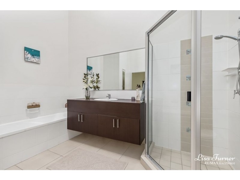 215 Riverside Boulevard, Douglas QLD 4814